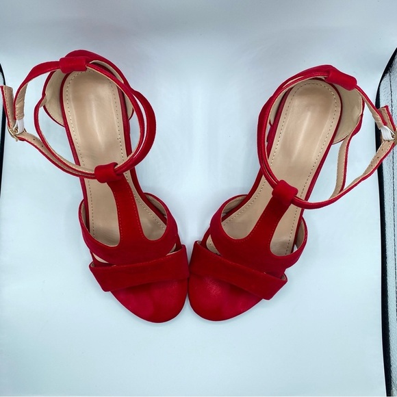 Red Velvet Women's Sandales with 2”Heels Pre-Loved Excellent Condition Size 39 - Picture 5 of 16